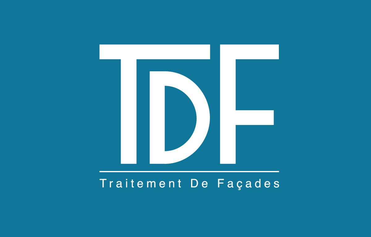 Pose d'enduit gratté ou écrasé sur façade par une entreprise spécialisée en ravalement et finition décorative située à Yvetot 76190 en Normandie